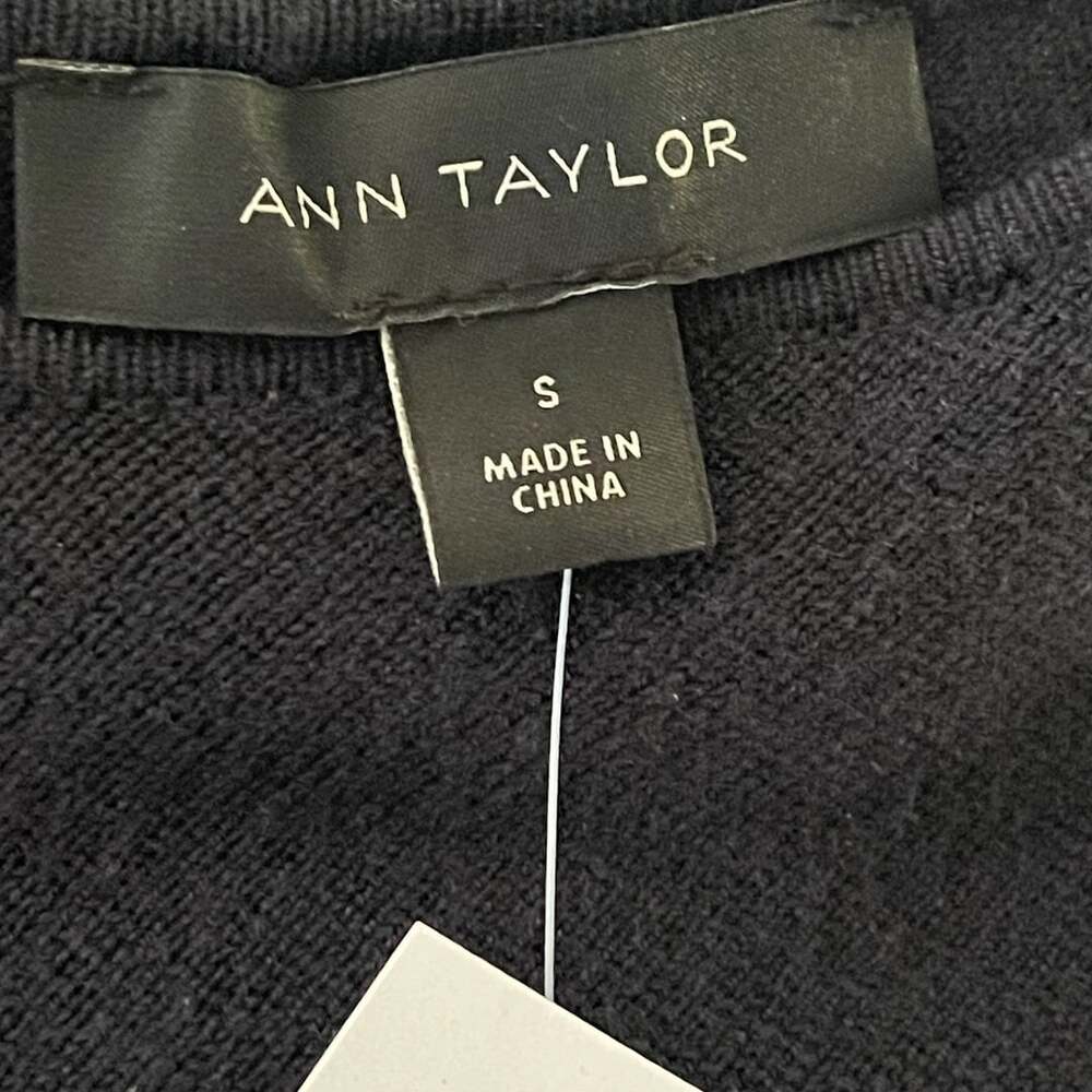 Ann Taylor Dress Size S Black Long Sleeve V-Neck Flare - Picture 7 of 10
